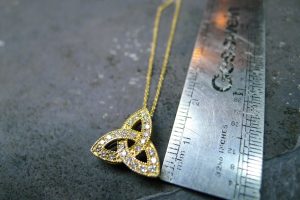 Diamond Celtic Knot Pendant-551