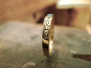 side view and close up of the details. Irish jewellery. Celtic ring