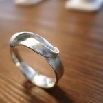 A ribbon of silver forms a knot | Irish Jewellery