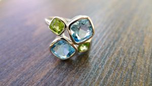 Sky Blue Topaz With Peridot -1194